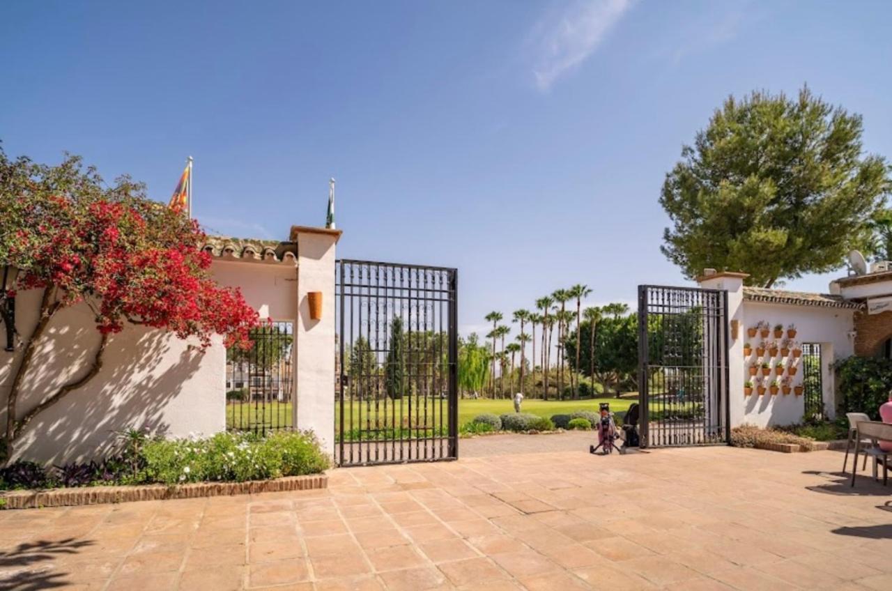 Casa-De-Golf Appartement Alhaurín de la Torre Buitenkant foto